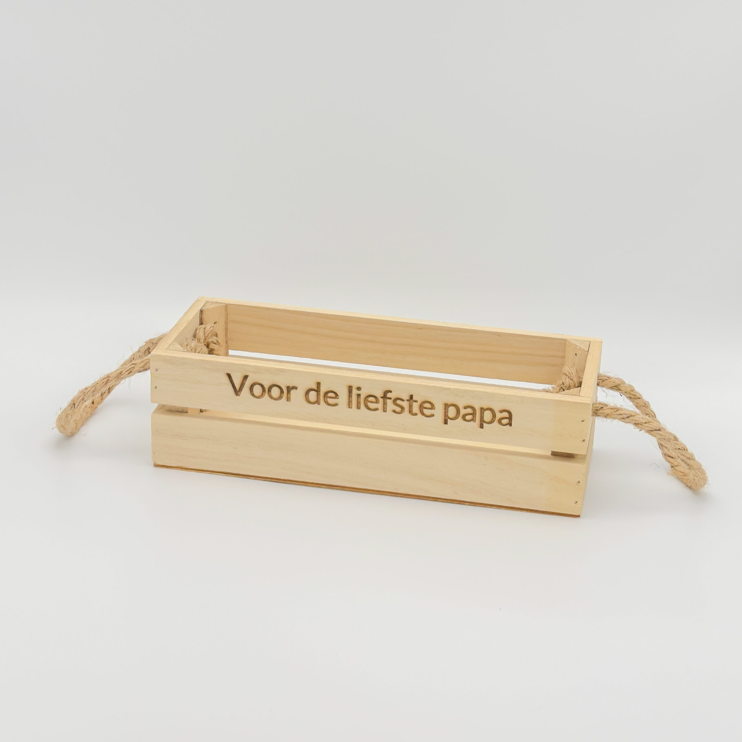 Houten kistje met tekst. Voor de liefste papa. Houten kistje met tekst. Voor de liefste papa.