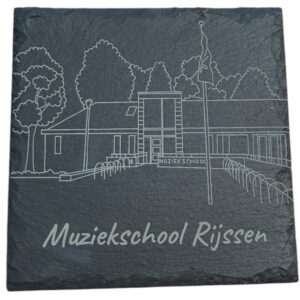 Gegraveerde afbeelding van Muziekschool Rijssen op leisteen